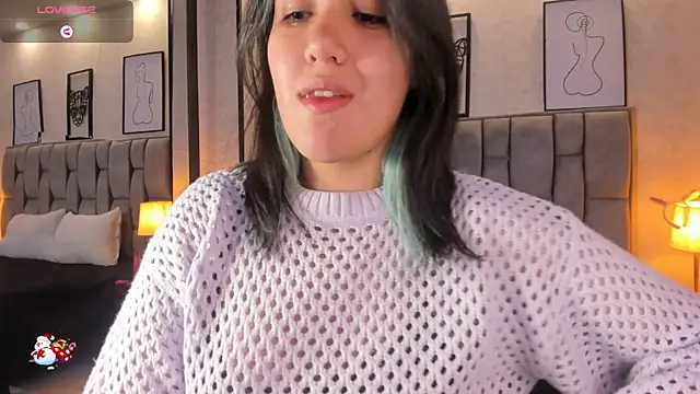 Snapshot of sweet--emily chatting on December 15, 2024, 11:12 am sweet--emily online show from December 15, 2024, 11:12 am