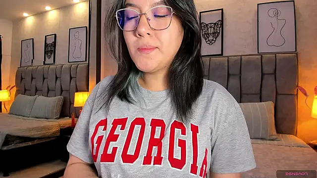 Snapshot of sweet--emily chatting on December 22, 2024, 11:11 am sweet--emily online show from December 22, 2024, 11:11 am