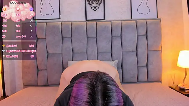 Snapshot of sweet--emily chatting on January 21, 2025, 6:54 am sweet--emily online show from January 21, 2025, 6:54 am