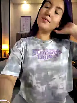 Snapshot of sweet--emily chatting on February 2, 2025, 8:13 am sweet--emily online show from February 2, 2025, 8:13 am