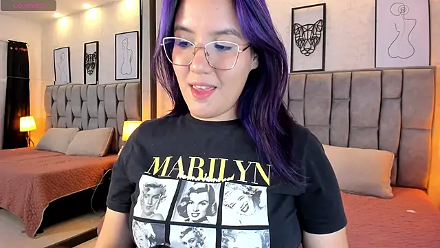 Snapshot of sweet--emily chatting on February 9, 2025, 8:00 am sweet--emily online show from February 9, 2025, 8:00 am