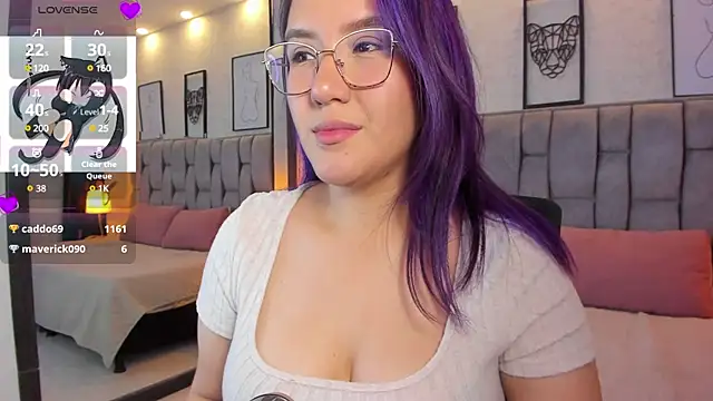 Snapshot of sweet--emily chatting on February 12, 2025, 8:49 am sweet--emily online show from February 12, 2025, 8:49 am