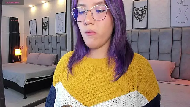 Snapshot of sweet--emily chatting on February 14, 2025, 5:09 am sweet--emily online show from February 14, 2025, 5:09 am