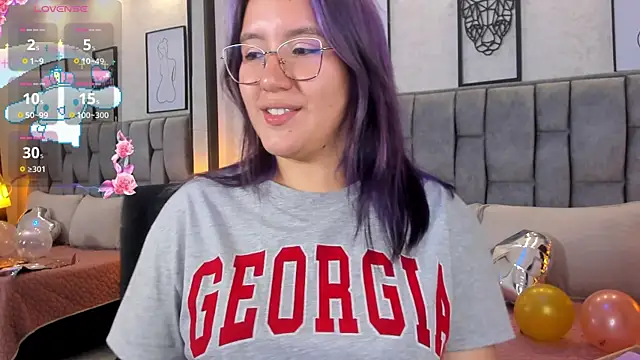 Snapshot of sweet--emily chatting on March 2, 2025, 10:03 am sweet--emily online show from March 2, 2025, 10:03 am