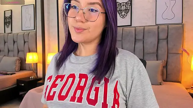 Snapshot of sweet--emily chatting on March 12, 2025, 3:46 am sweet--emily online show from March 12, 2025, 3:46 am