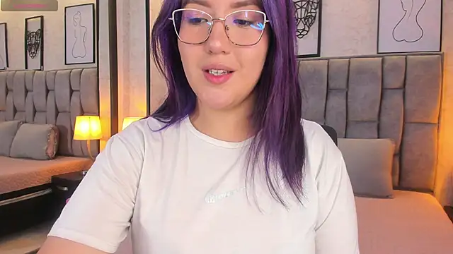 Snapshot of sweet--emily chatting on March 13, 2025, 3:11 am sweet--emily online show from March 13, 2025, 3:11 am