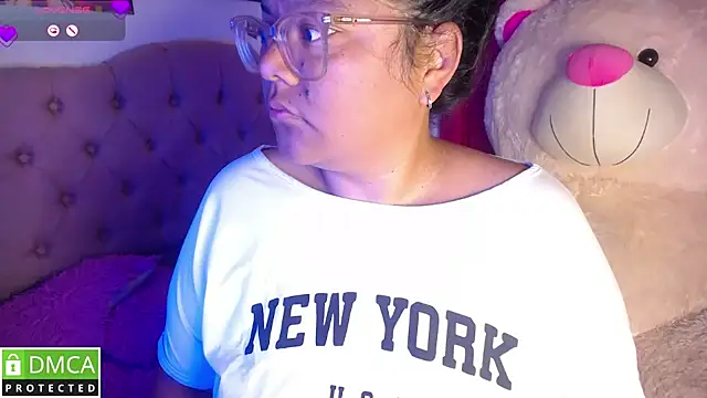 Snapshot of KittyHot20 chatting on November 20, 2025, 9:20 am KittyHot20 online show from November 20, 2025, 9:20 am