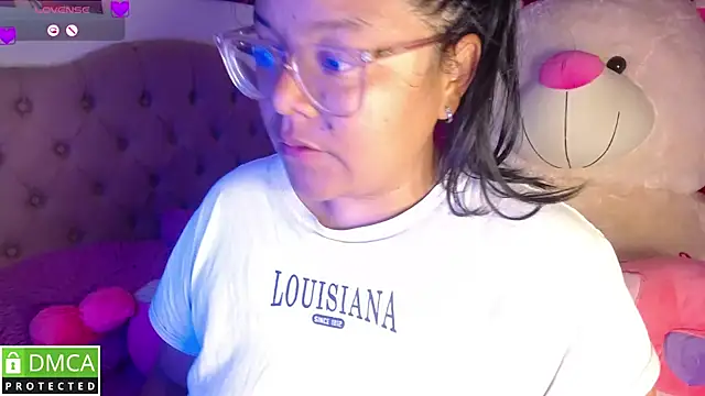 Snapshot of KittyHot20 chatting on November 30, 2025, 4:11 pm KittyHot20 online show from November 30, 2025, 4:11 pm