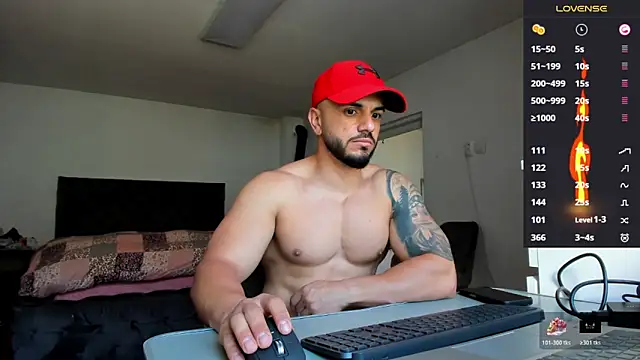 Snapshot of supermanboy94 chatting on May 18, 2026, 5:46 am supermanboy94 online show from May 18, 2026, 5:46 am