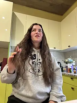 Snapshot of Karolina_llove chatting on October 29, 2025, 10:44 pm Karolina llove online show from October 29, 2025, 10:44 pm