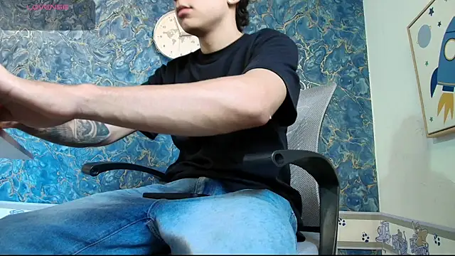 Rhaegal hot online show from November 9, 2025, 7:56 pm