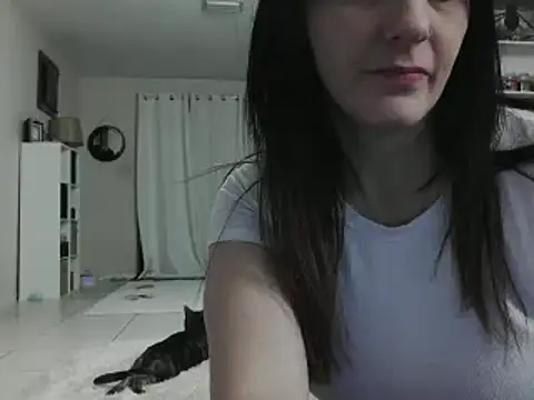 Snapshot of CrystalLakeXO chatting on January 10, 2025, 5:26 am CrystalLakeXO online show from January 10, 2025, 5:26 am