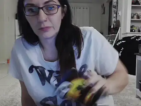 Snapshot of CrystalLakeXO chatting on January 15, 2025, 9:24 am CrystalLakeXO online show from January 15, 2025, 9:24 am