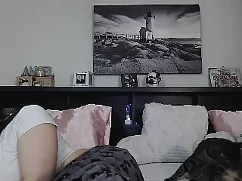 Snapshot of CrystalLakeXO chatting on January 26, 2025, 7:42 am CrystalLakeXO online show from January 26, 2025, 7:42 am