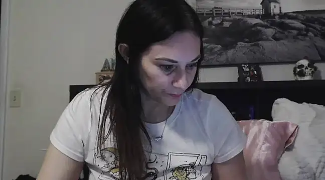 Snapshot of CrystalLakeXO chatting on March 18, 2025, 8:25 am CrystalLakeXO online show from March 18, 2025, 8:25 am