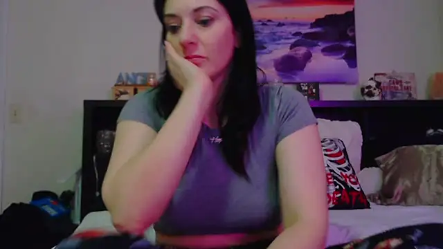 CrystalLakeXO online show from December 2, 2025, 7:57 am