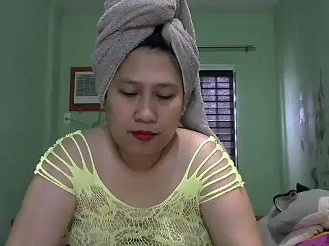 Snapshot of sweetsexysmile chatting on January 27, 2025, 1:05 am sweetsexysmile online show from January 27, 2025, 1:05 am