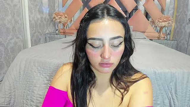 Lesly sexy4u online show from May 20, 2026, 4:07 am