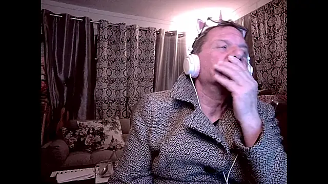 coryassman online show from December 22, 2024, 9:22 am