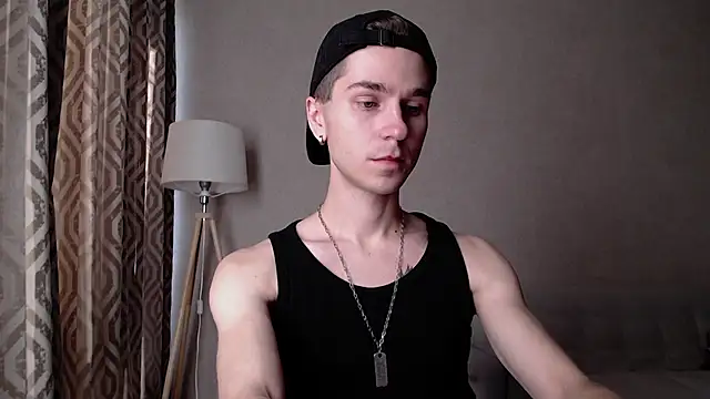 Snapshot of Joseph__Quinn chatting on October 2, 2025, 9:38 am Joseph Quinn online show from October 2, 2025, 9:38 am