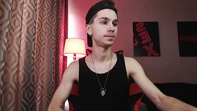 Snapshot of Joseph__Quinn chatting on November 3, 2025, 7:31 am Joseph Quinn online show from November 3, 2025, 7:31 am