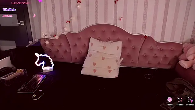 Snapshot of AliceNikke chatting on January 25, 2025, 5:29 am AliceNikke online show from January 25, 2025, 5:29 am