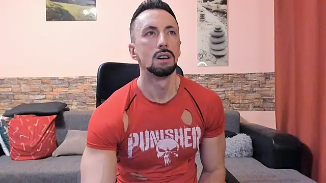 Snapshot of HotHunkTrainer chatting on February 15, 2026, 9:08 am HotHunkTrainer online show from February 15, 2026, 9:08 am