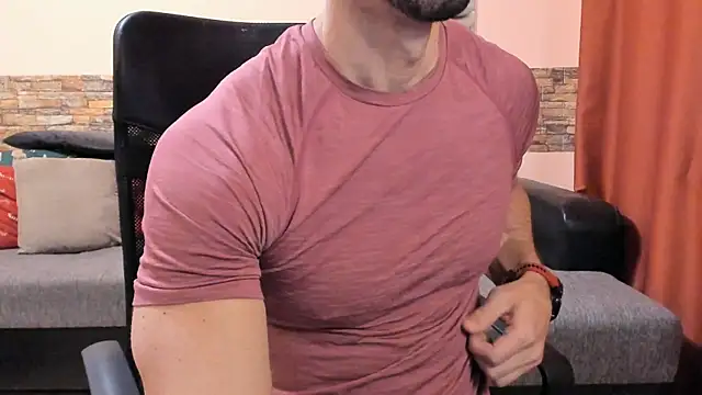 Snapshot of HotHunkTrainer chatting on February 28, 2026, 8:59 am HotHunkTrainer online show from February 28, 2026, 8:59 am