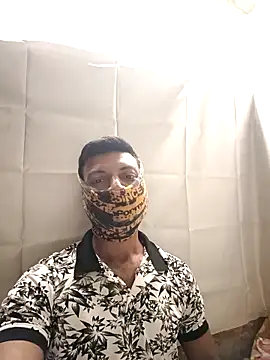 model yesx online show from February 15, 2026, 3:09 pm