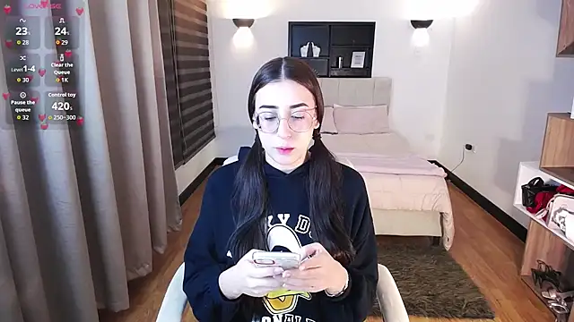 Snapshot of Imkitty-Horny chatting on October 2, 2025, 3:24 am Imkitty-Horny online show from October 2, 2025, 3:24 am