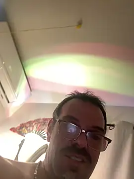 badboybrad11 online show from April 6, 2026, 11:38 pm