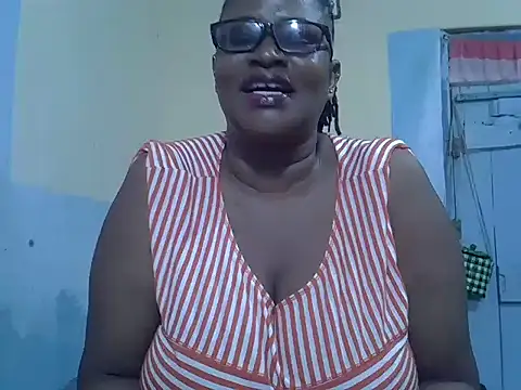 sexy bigboobss online show from October 8, 2025, 7:17 am