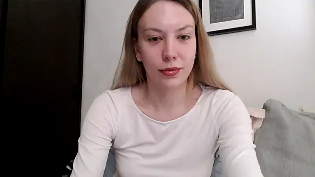 Snapshot of Scarlettford chatting on October 23, 2025, 4:39 pm Scarlettford online show from October 23, 2025, 4:39 pm