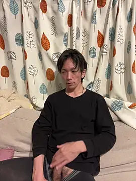 Snapshot of Katakuriko-Denpun chatting on March 9, 2026, 1:26 pm Katakuriko-Denpun online show from March 9, 2026, 1:26 pm