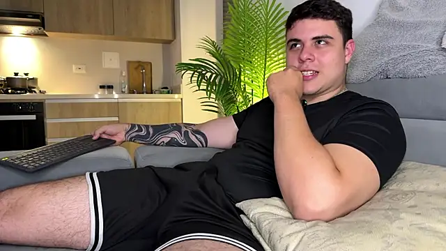 Snapshot of odin_blake chatting on February 7, 2026, 2:26 am odin blake online show from February 7, 2026, 2:26 am