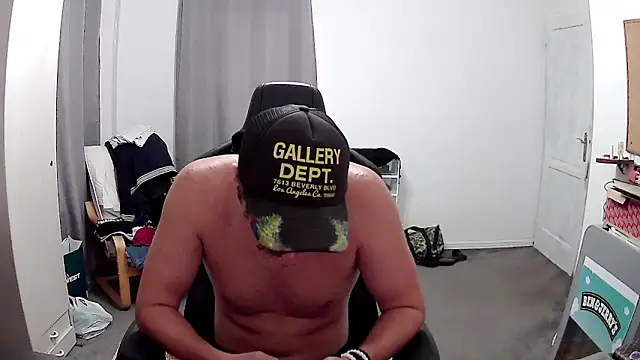 PKrisztian online show from October 3, 2025, 4:04 pm