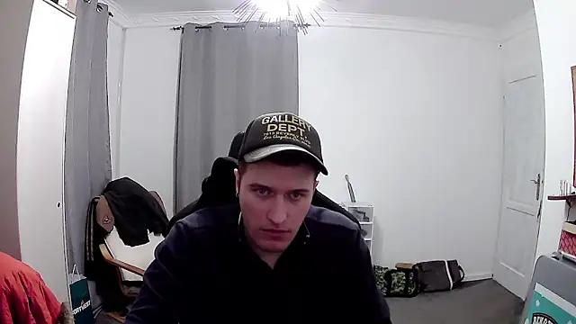 PKrisztian online show from April 9, 2026, 6:35 pm