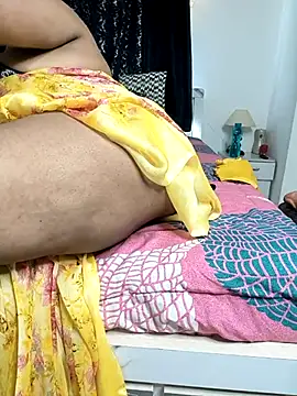 Snapshot of Selina_6 chatting on February 8, 2025, 7:26 am Selina 6 online show from February 8, 2025, 7:26 am