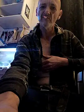 peterbi45 online show from October 19, 2025, 4:13 am