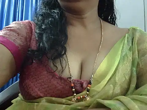 Snapshot of Vijji-telugu chatting on September 15, 2025, 4:23 am Vijji-telugu online show from September 15, 2025, 4:23 am
