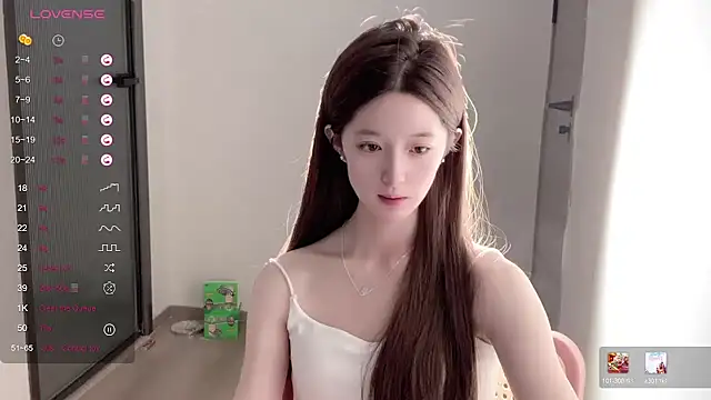 Snapshot of UU-1314 chatting on May 24, 2026, 11:04 am UU-1314 online show from May 24, 2026, 11:04 am