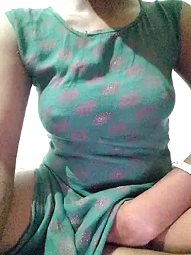 rituporna2004 online show from October 11, 2025, 3:10 pm