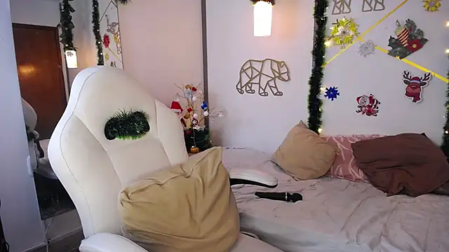 SalmaZaman online show from December 20, 2024, 11:37 pm