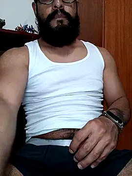 Snapshot of HombreS3n chatting on February 5, 2025, 1:15 am HombreS3n online show from February 5, 2025, 1:15 am