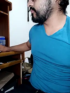 HombreS3n online show from October 8, 2025, 10:07 pm