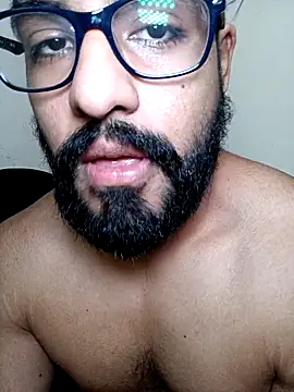 HombreS3n online show from November 2, 2025, 8:00 pm