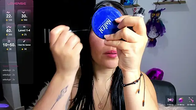 AilynRed online show from February 13, 2025, 5:26 am