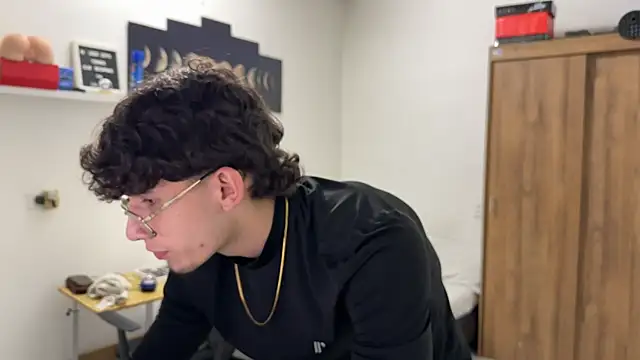 Kisan Smith online show from November 7, 2025, 2:00 am