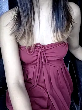 Leeeezzzz roy online show from January 31, 2026, 7:11 pm