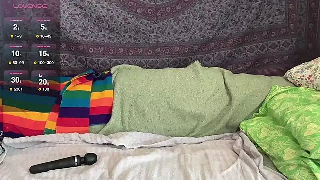 GlitterKitty108 online show from February 2, 2026, 2:49 pm